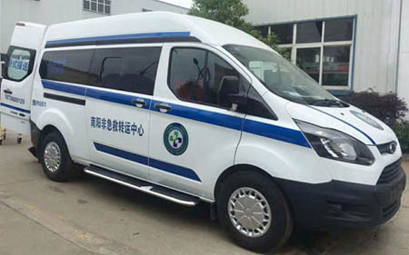 非急救转运中心救护车