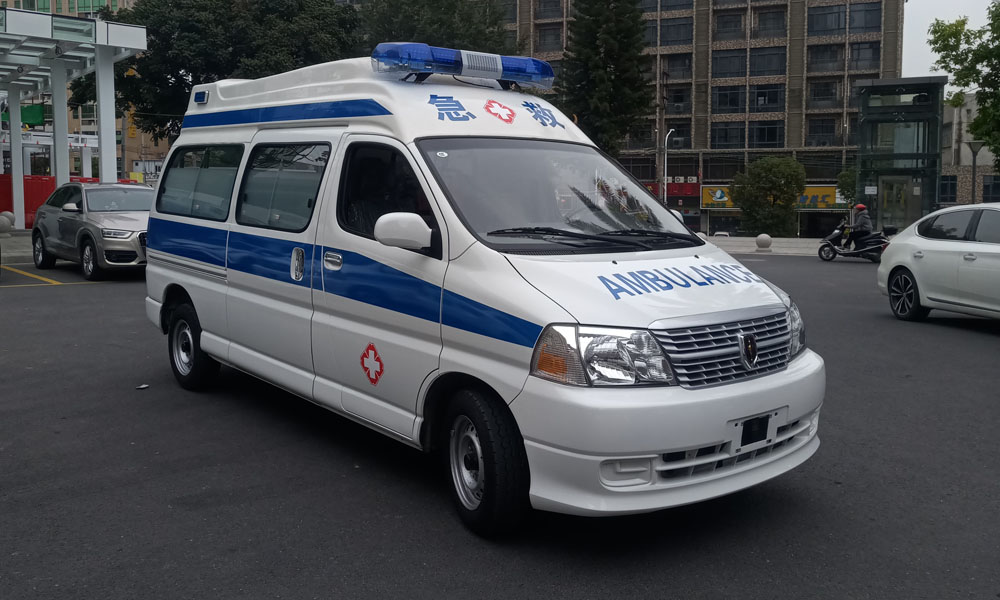 汕头市潮阳区人民医院救护车