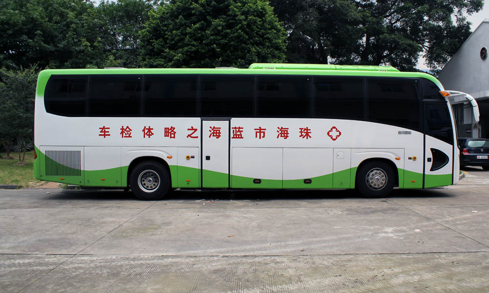 12米体检车(多功能体检区域)